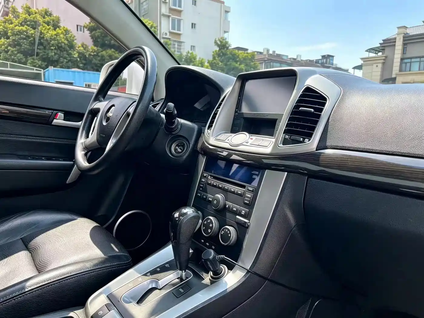 Chevrolet Captiva 2015 2.4L 2WD Urban Edition 7-seater фото 16