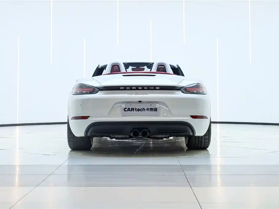 Porsche 718 2023 Boxster Style Edition 2.0T фото 6
