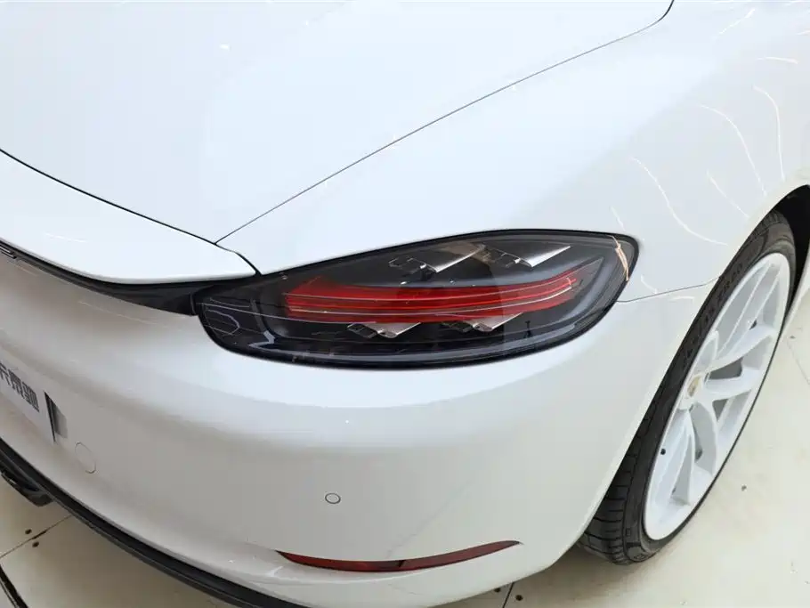 Porsche 718 2023 Boxster Style Edition 2.0T фото 9