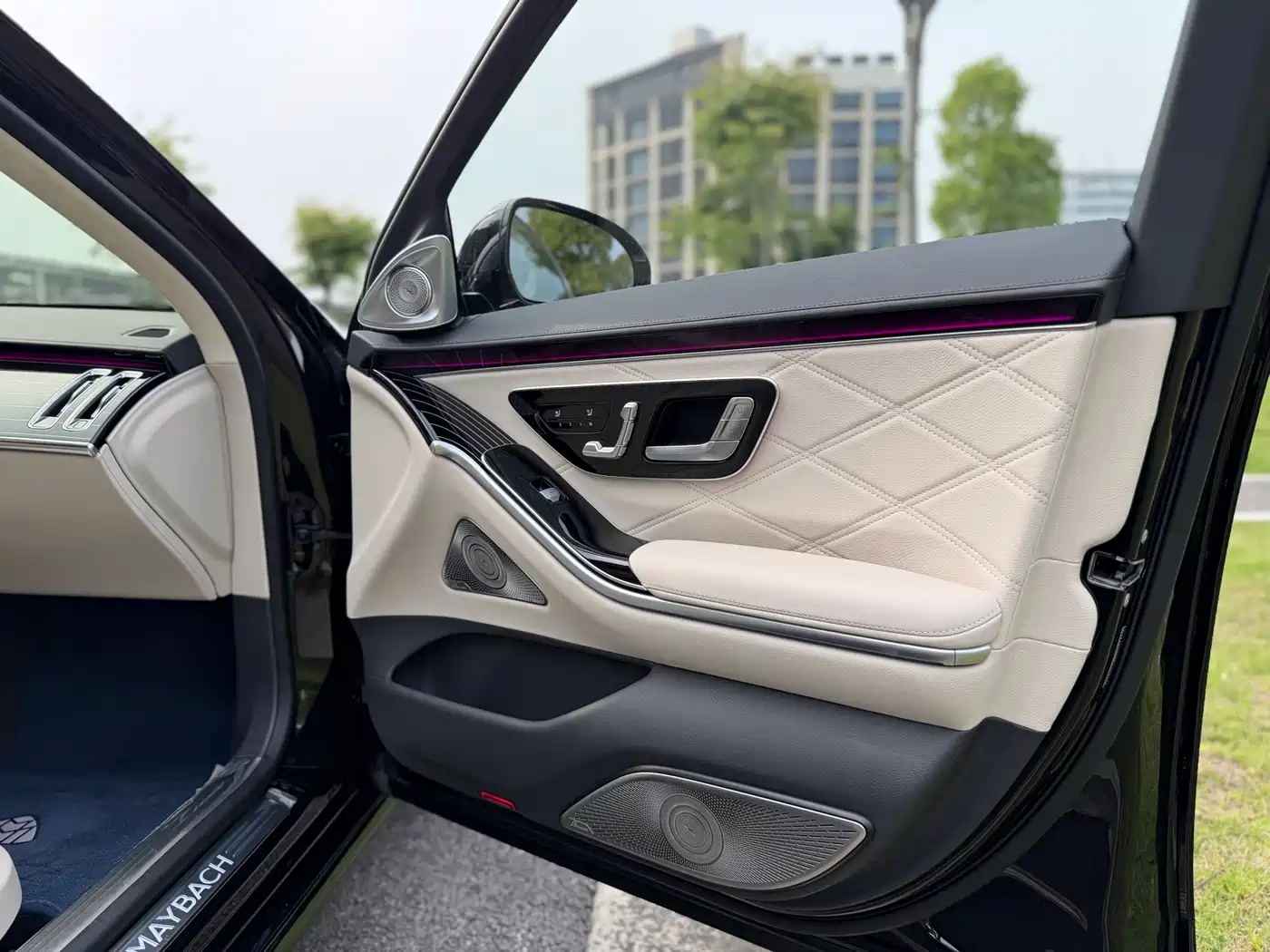 Mercedes-Benz Maybach S-Class 2024 Facelift S 480 4MATIC фото 10