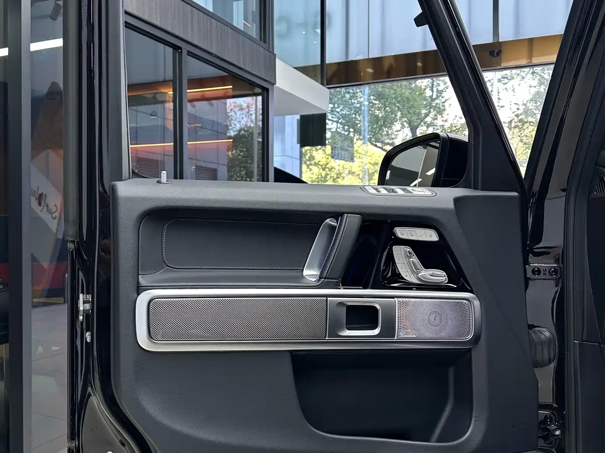 Mercedes-Benz G-Class 2022 G 500 фото 7