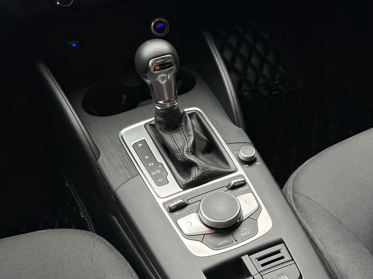 Audi A3 2019 Limousine 35 TFSI Progressive China VI фото 18
