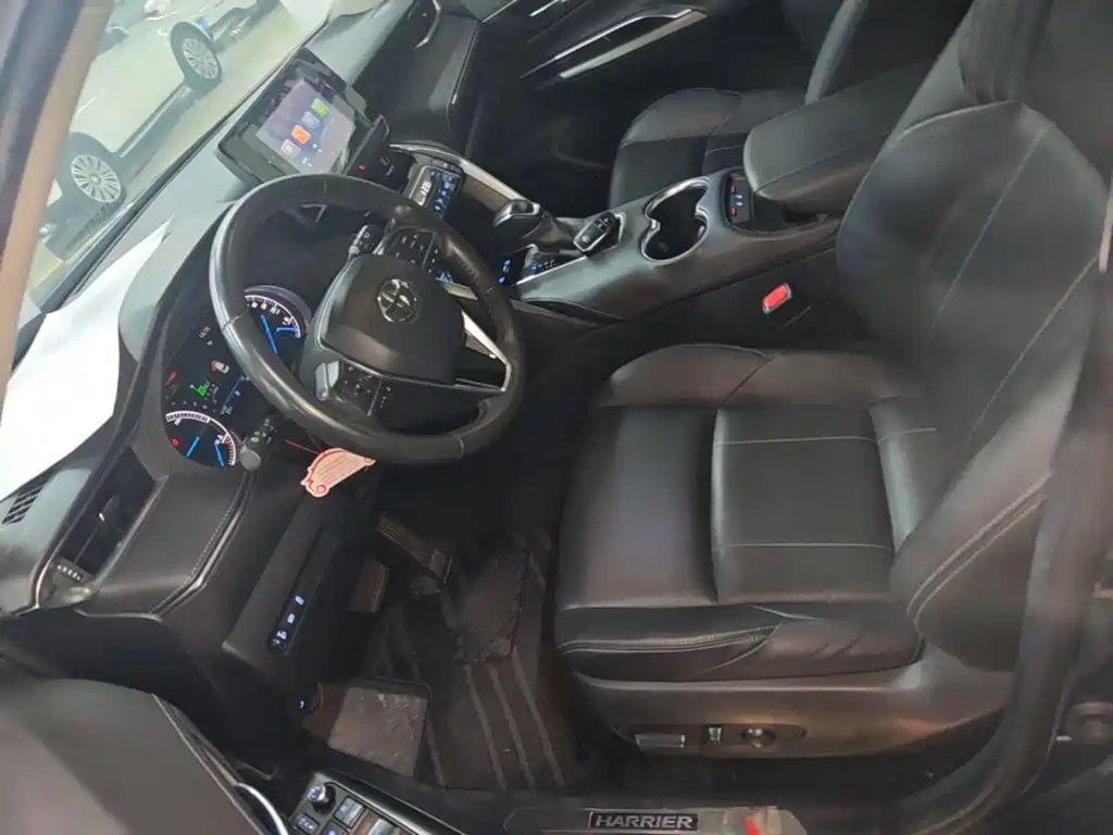 Toyota Lingfang HARRIER 2022 2022 Hybrid 2.5L CVT 2WD Luxury Edition