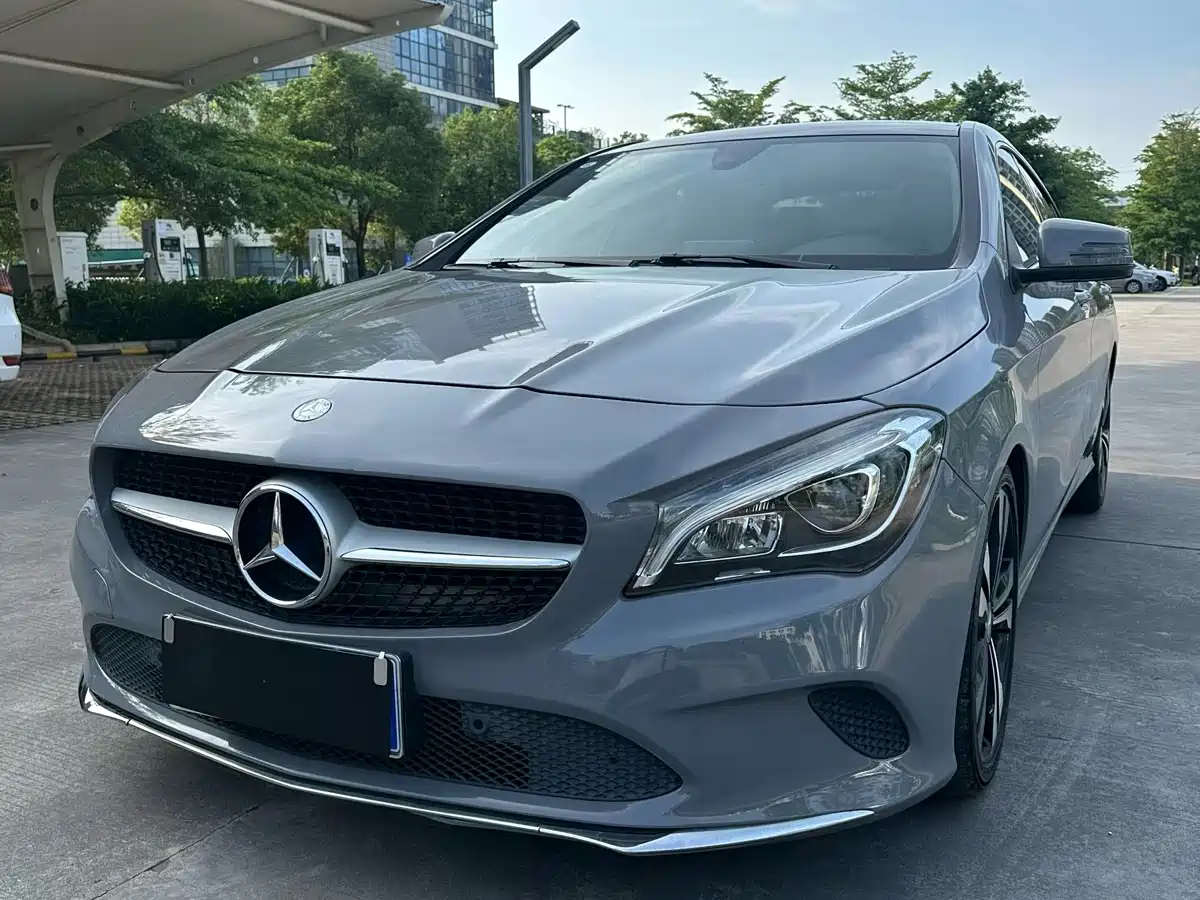 Mercedes-Benz CLA (Import) 2016 CLA 200 Sport фото 3