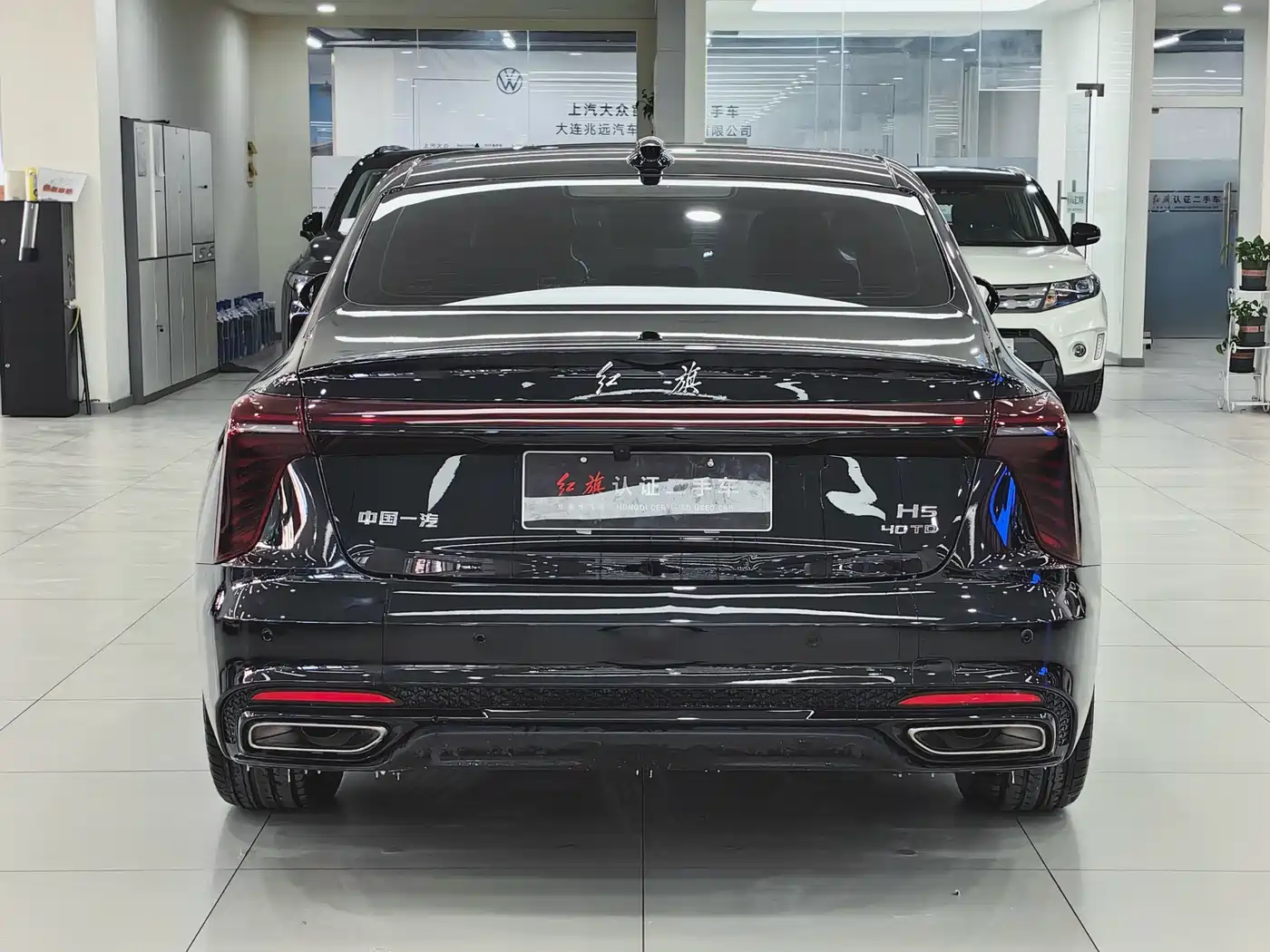 Hongqi H5 2025 2.0T Automatic Mystic Shadow фото 10