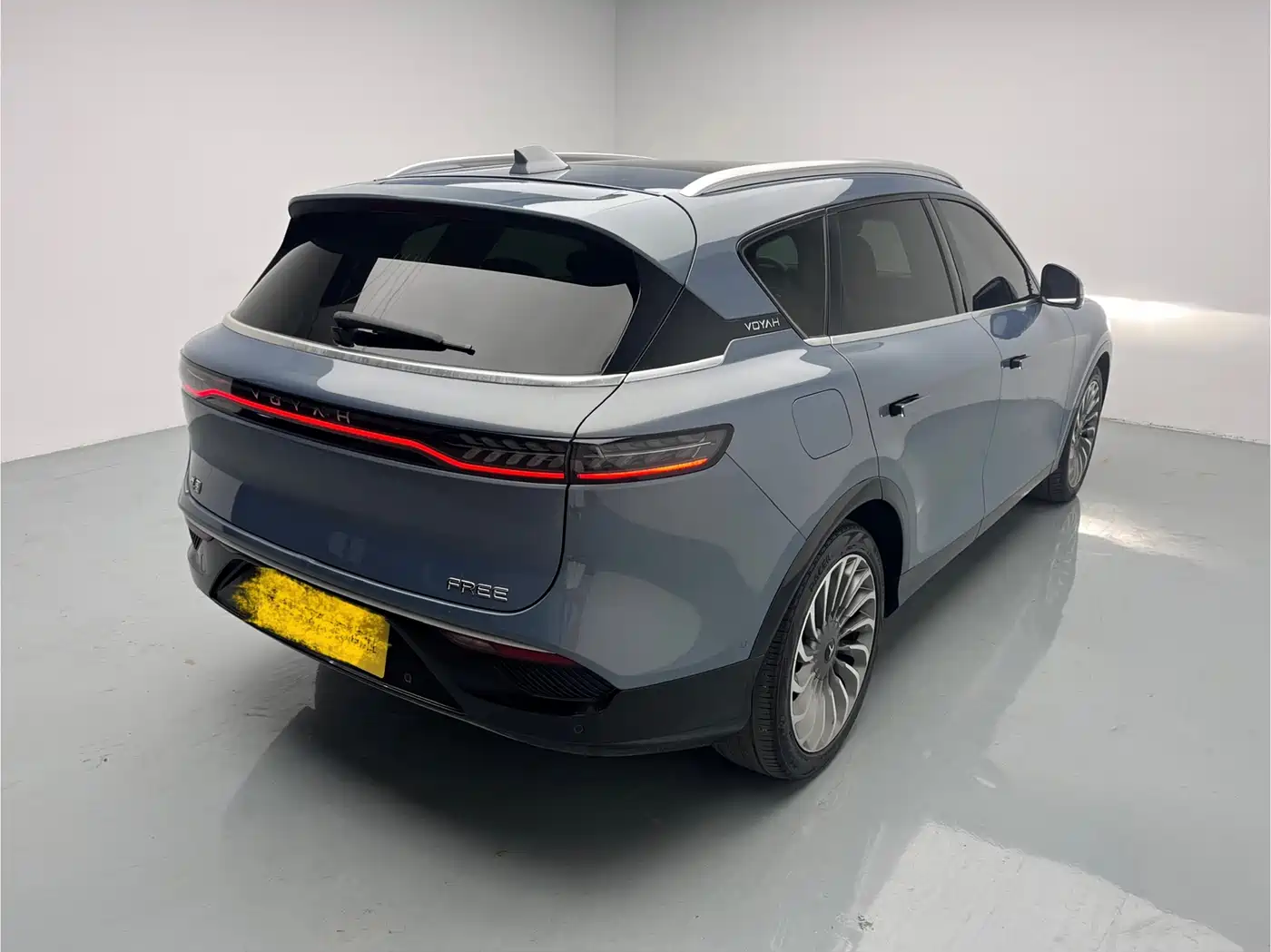 Voyah Auto VOYAH FREE 2021 AWD Standard Range Extender Exclusive Luxury Package фото 4