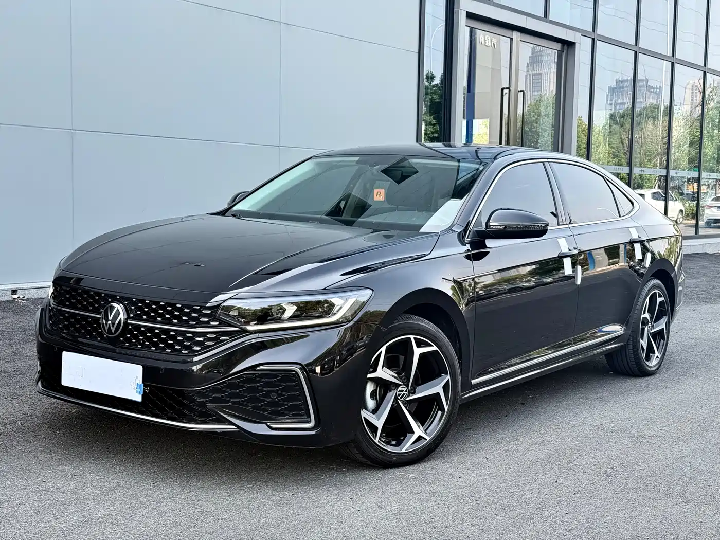 Volkswagen Passat 2024 330TSI Starlight Elite Edition