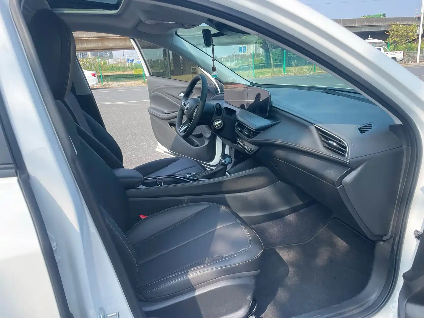 Buick Verano 2023 Pro Joy Edition фото 25