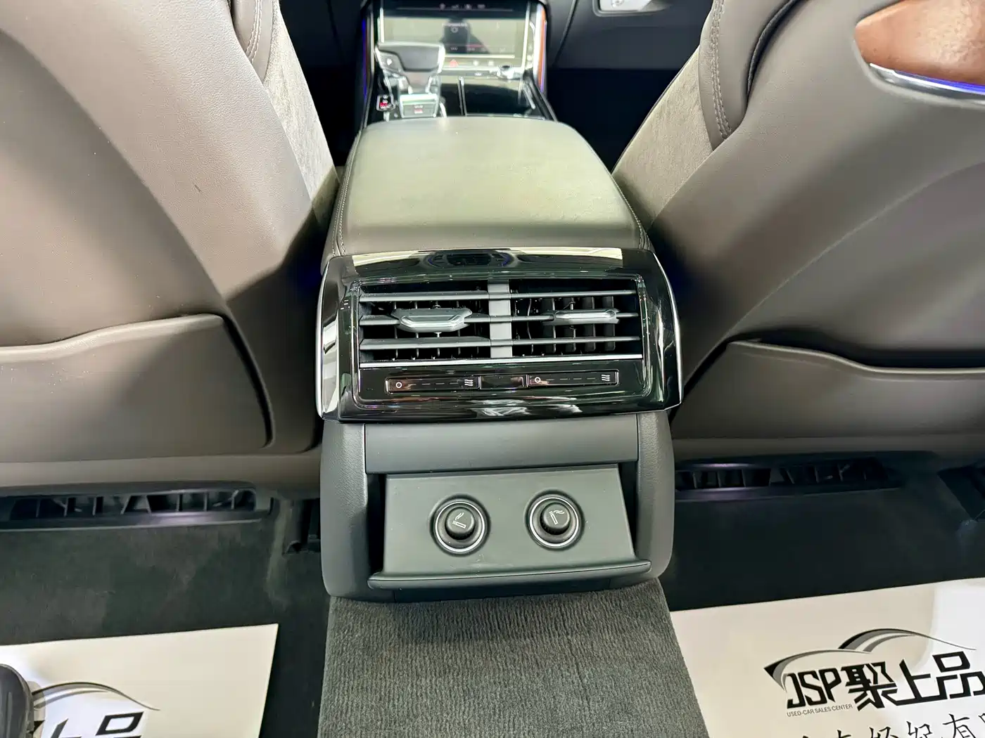 Audi A8 2018 A8L 55 TFSI quattro Launch Premium фото 13