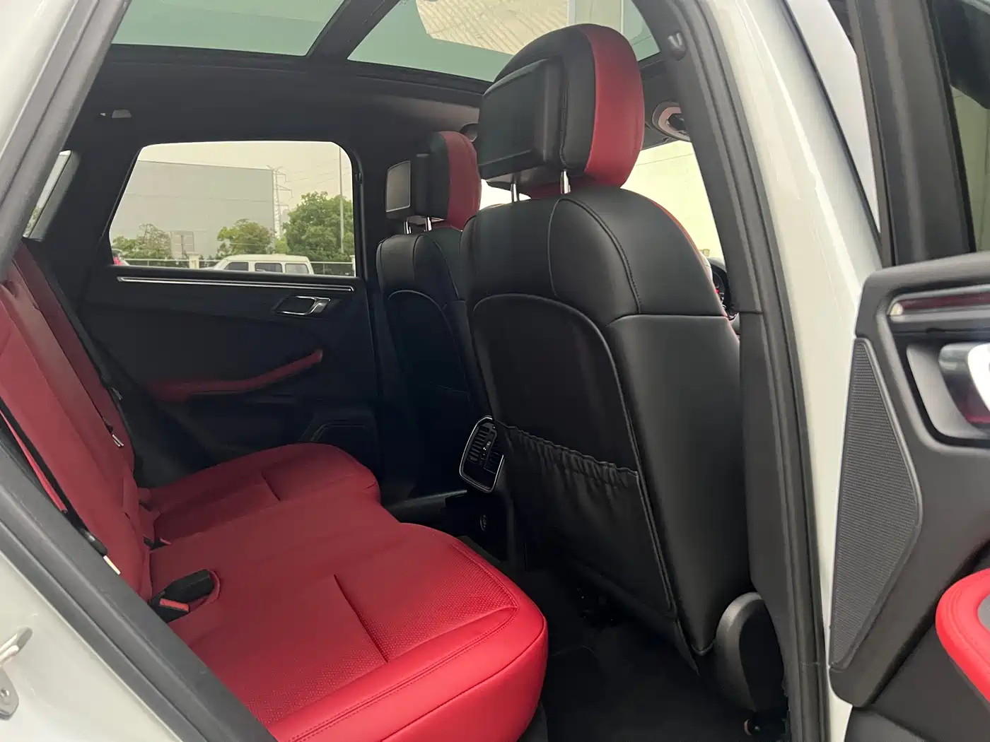 Porsche Macan 2018 Macan 2.0T фото 26