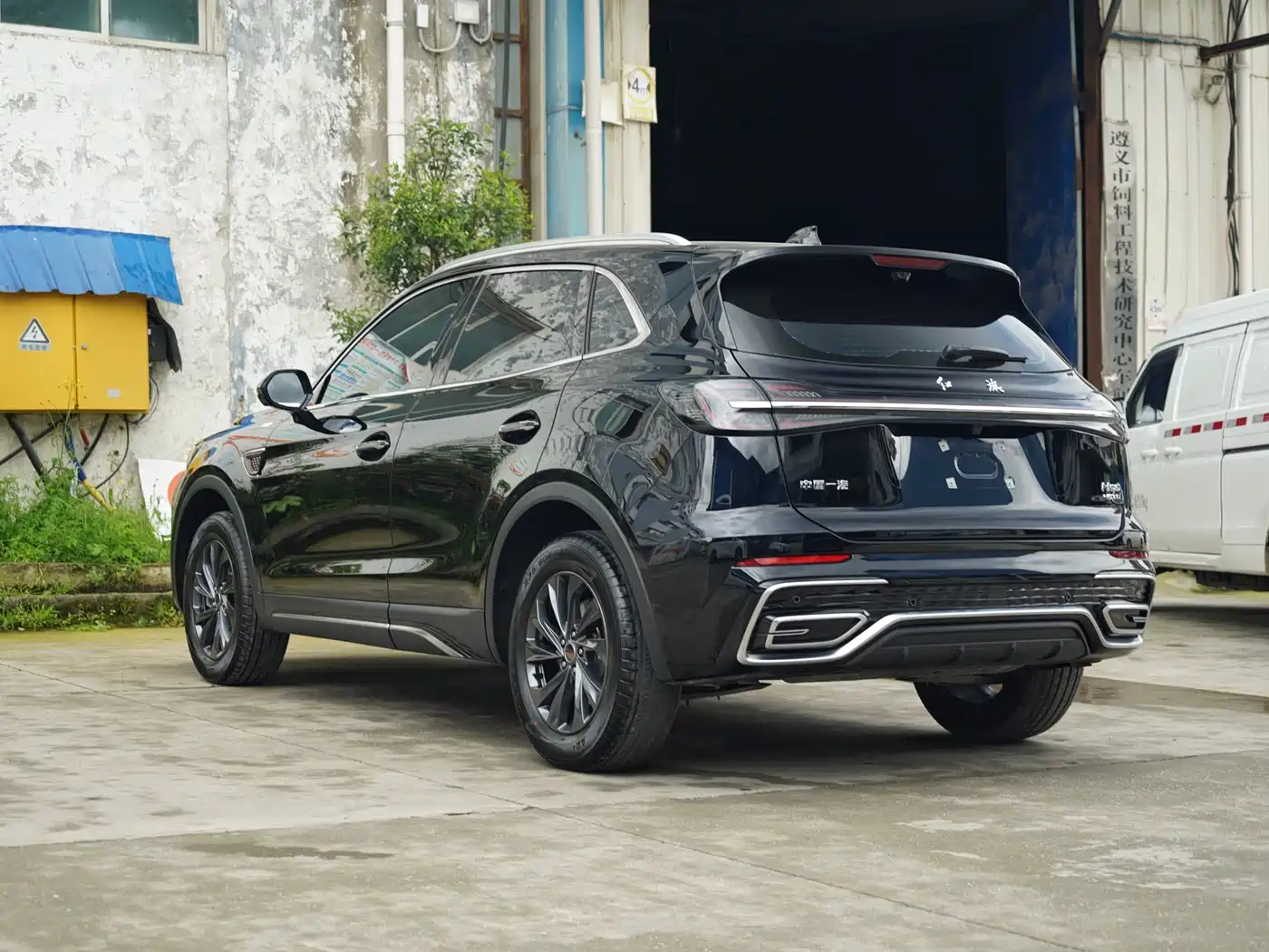Hongqi HS5 2025 2.0T 2WD Qixiang Pro фото 7