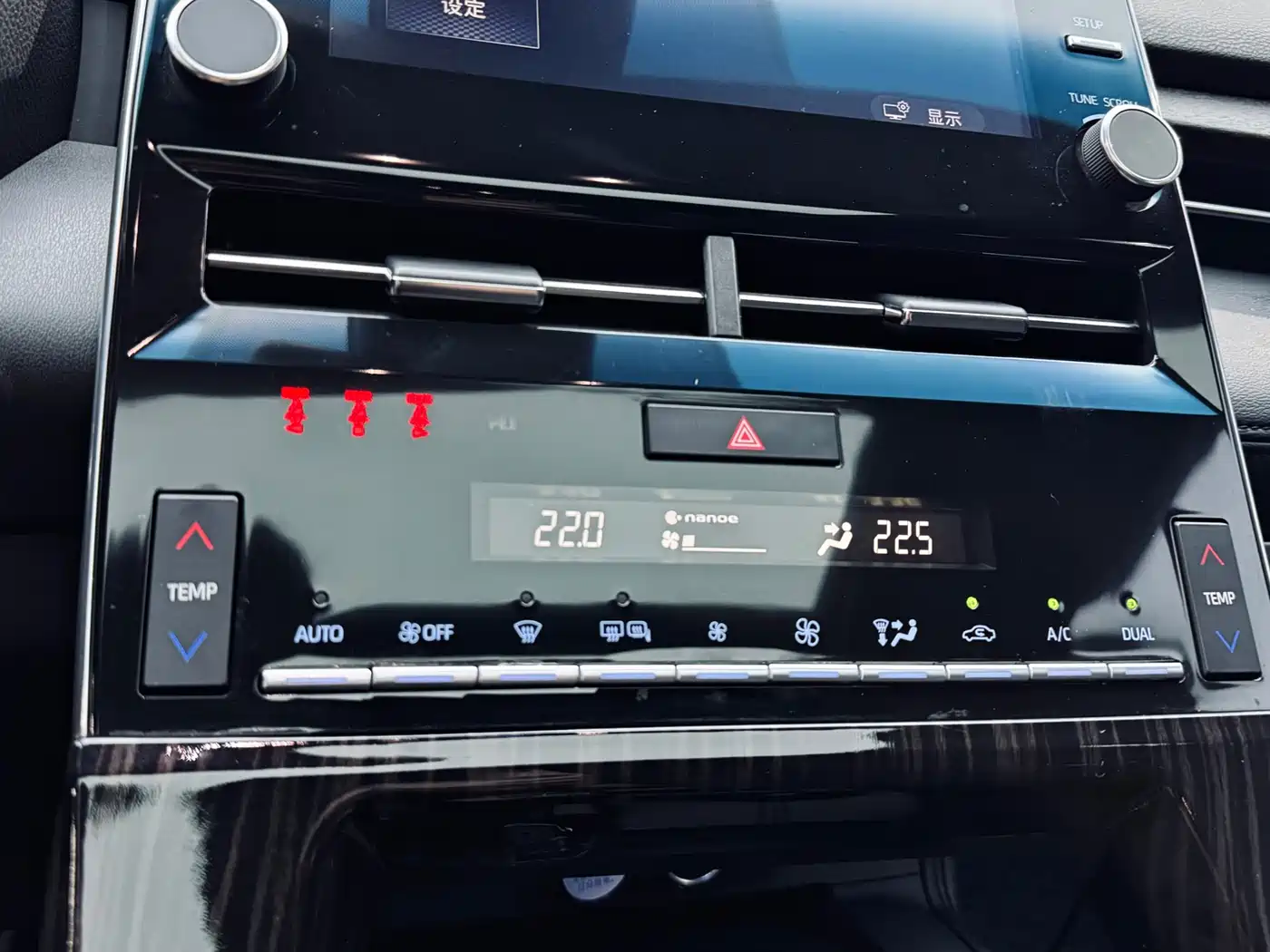 Toyota Avalon 2021 2.5L Luxury Edition фото 21