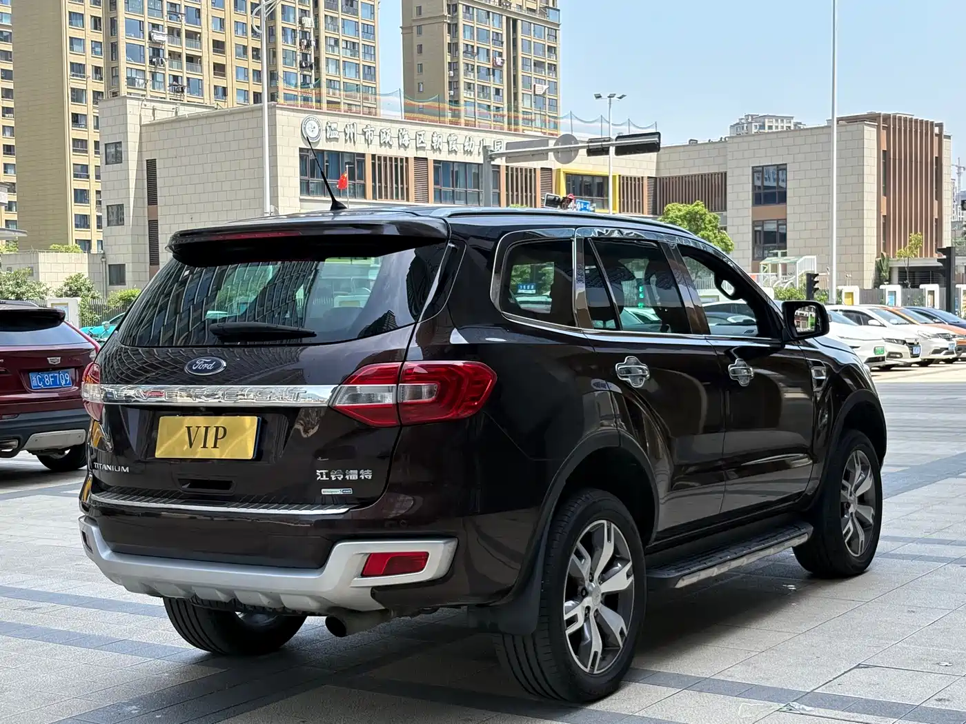 Ford Everest 2018 2016 2.0T Gasoline Automatic 4WD Luxury Edition