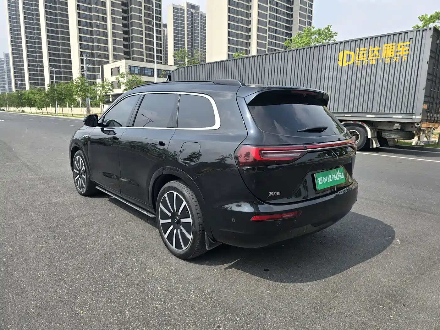 AITO Wenjie AITO M7 2024 1.5T Smart Drive RWD Ultra 6-seater фото 7