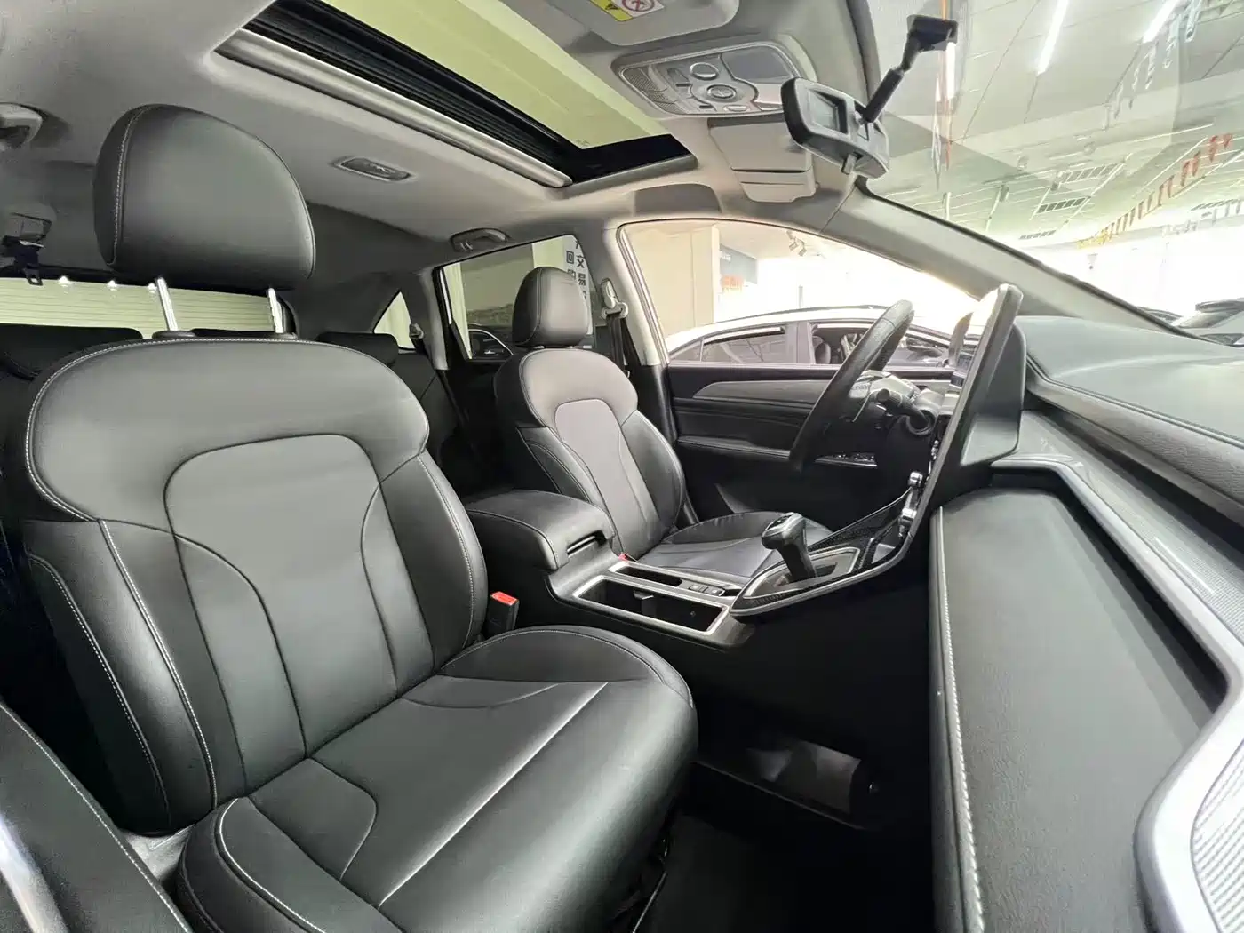 Haval M6 2023 PLUS 1.5T DCT Luxury Smart Connect фото 21