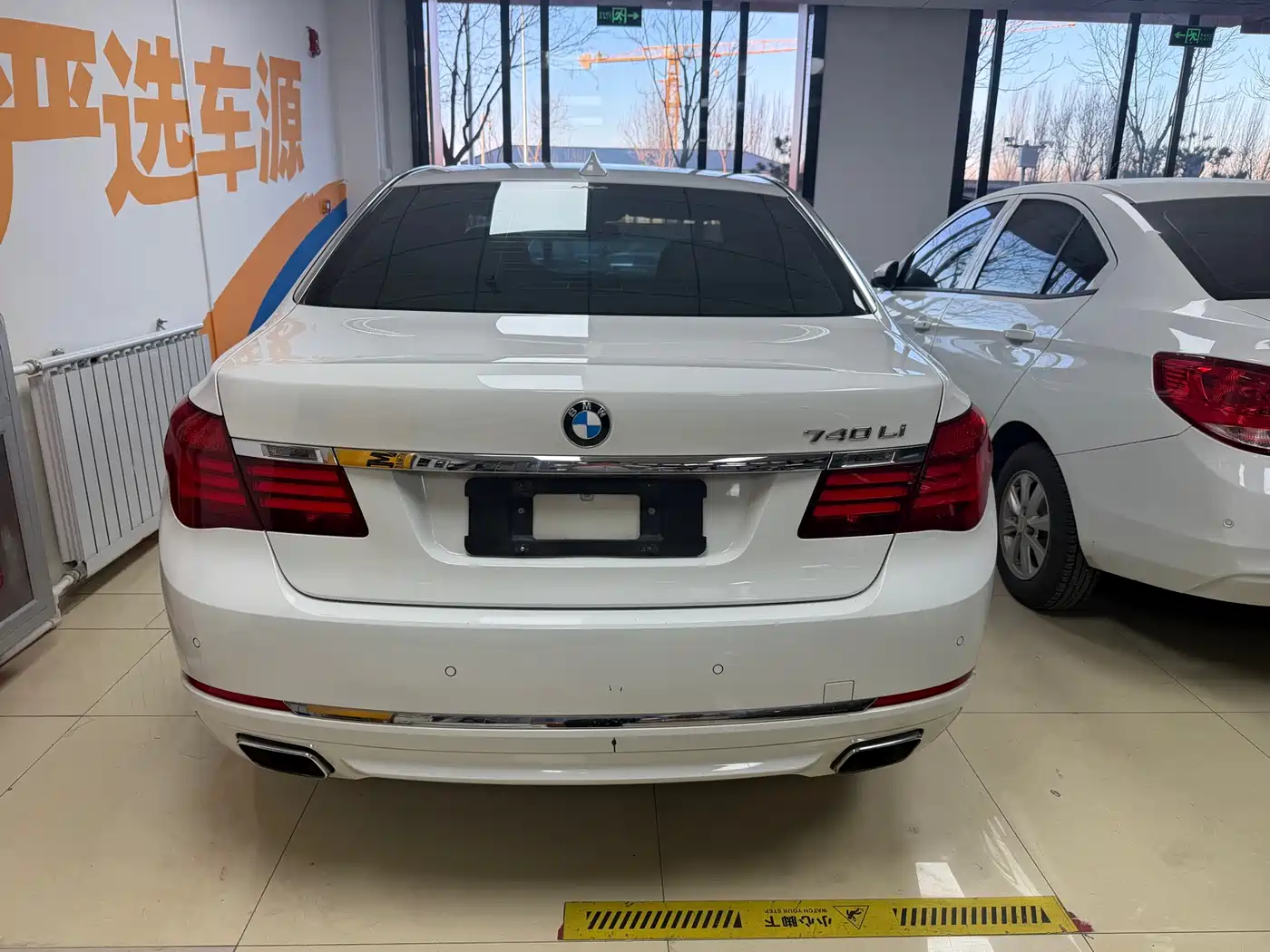 BMW 7 Series 2013 Model 740Li Leading фото 17