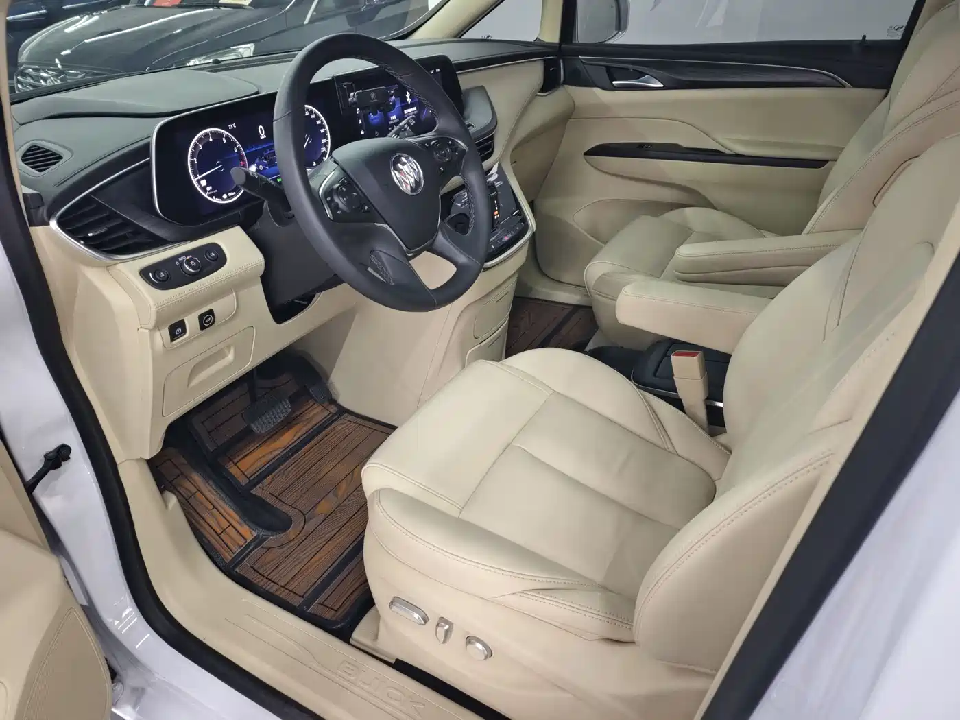 Buick GL8 2022 ES Landmark 653T Premium фото 10