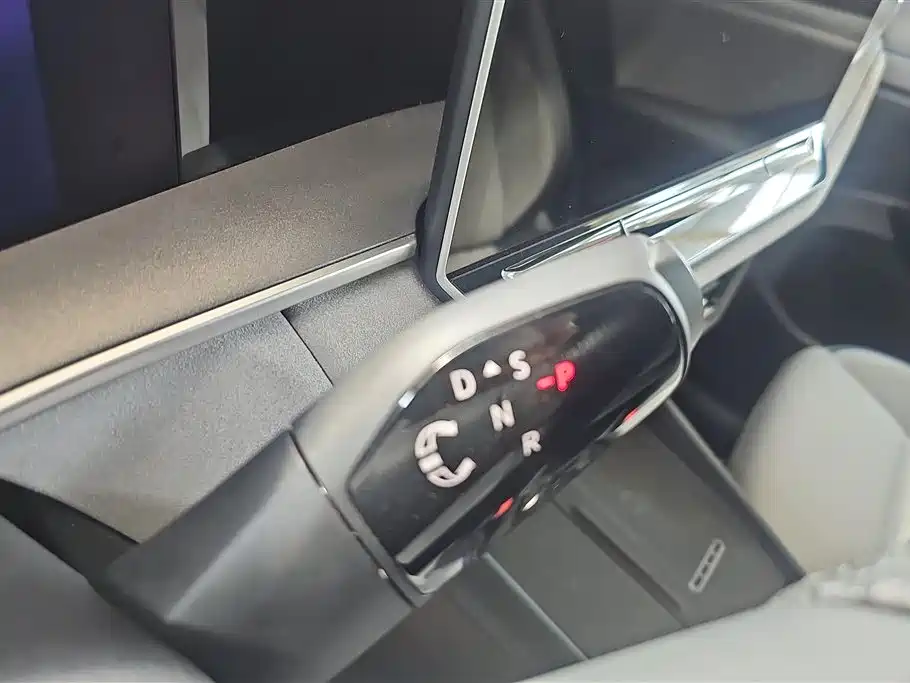 Volkswagen Tayron 2025 Model Tayron L 380TSI 4WD Luxury Easy Package фото 16