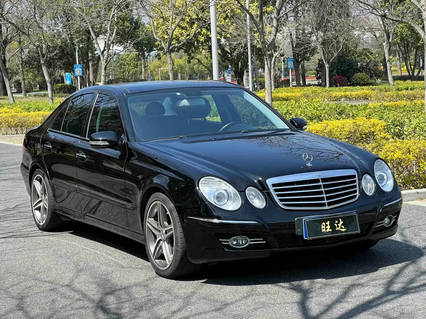 Mercedes-Benz E-Class 2008 Model E 280 Personality Sport Edition фото 2