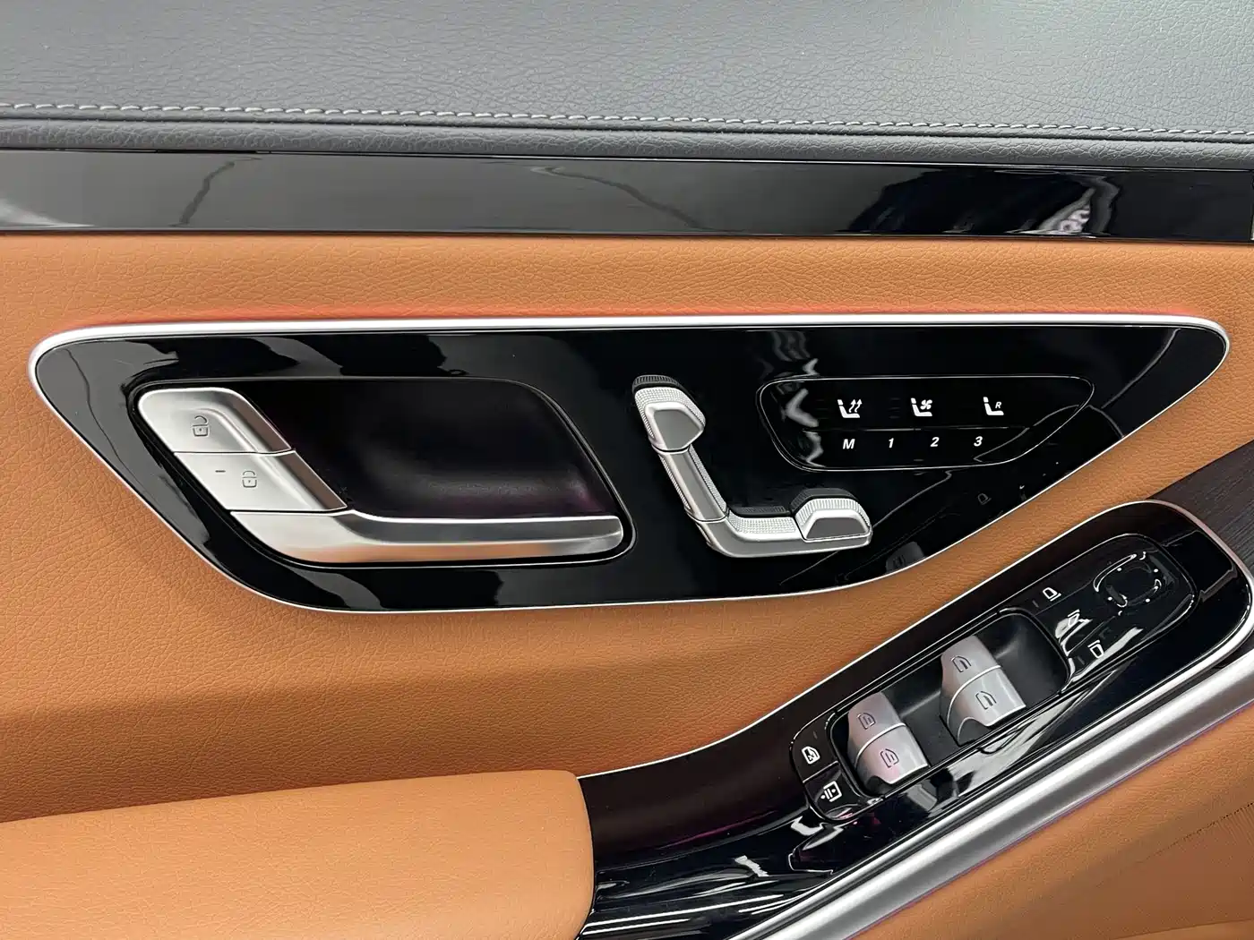 Mercedes-Benz S-Class 2024 S 400 L Business Edition фото 21
