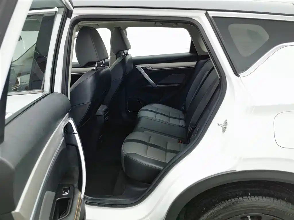 GEELY AUTOMOBILE BINYUE