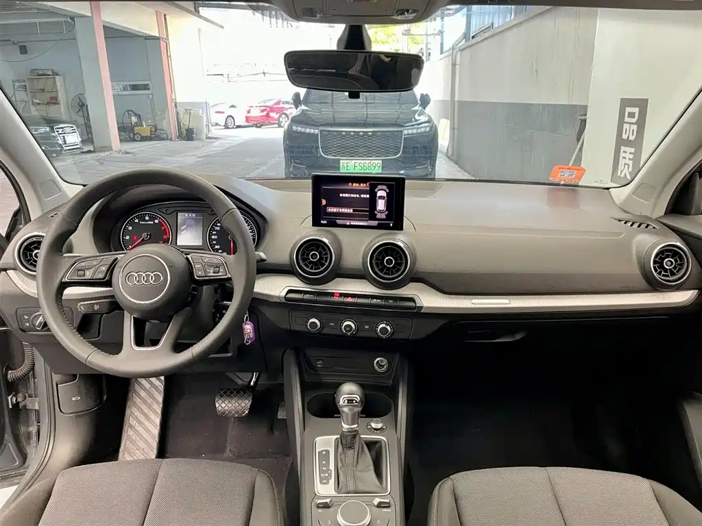 Audi Q2L 2020 35 TFSI Progressive Dynamic Model фото 8