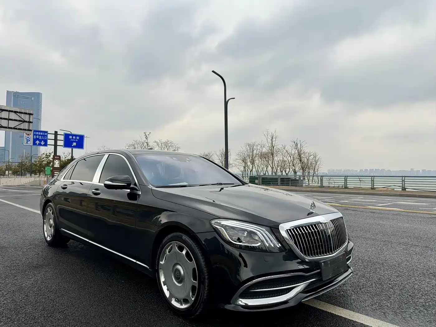 Mercedes-Benz Maybach S-Class 2016 S 400 4MATIC фото 3