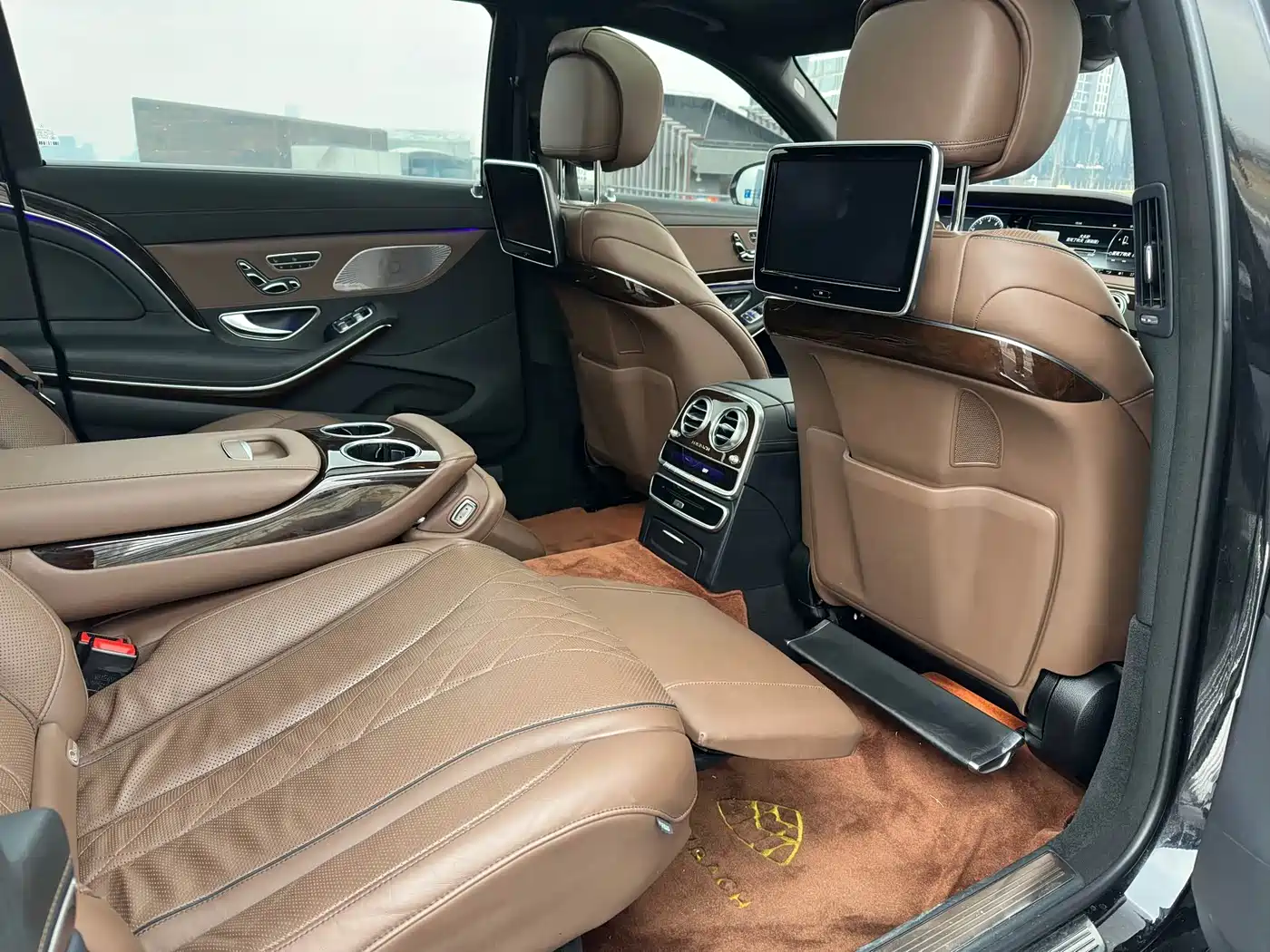 Mercedes-Benz Maybach S-Class 2016 S 400 4MATIC фото 14