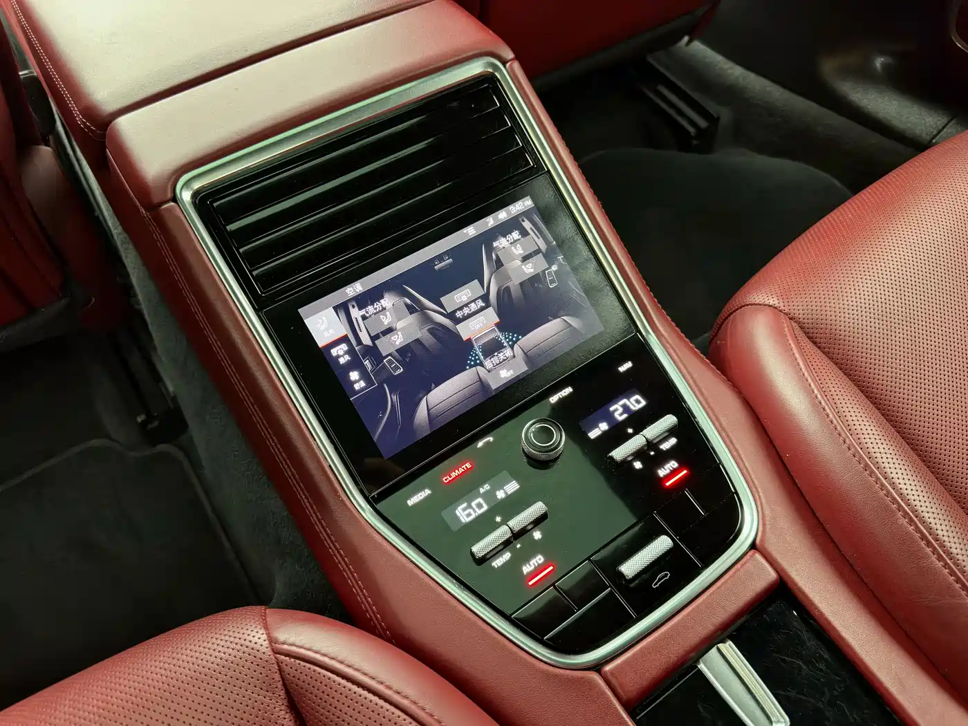 Porsche Panamera 2019 Panamera 2.9T фото 26