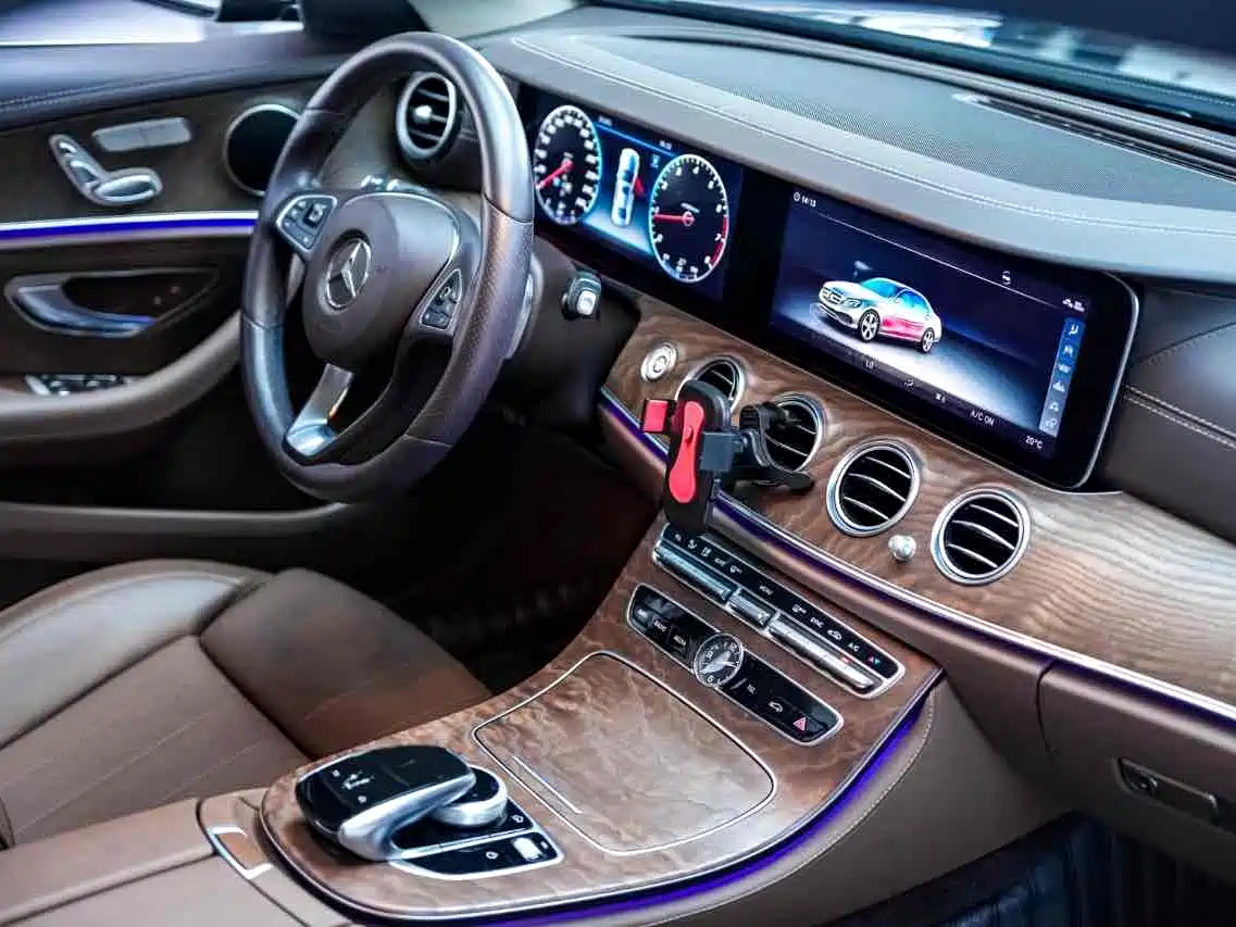 Mercedes-Benz E-Class 2018 Facelift E 200 L 4MATIC фото 5