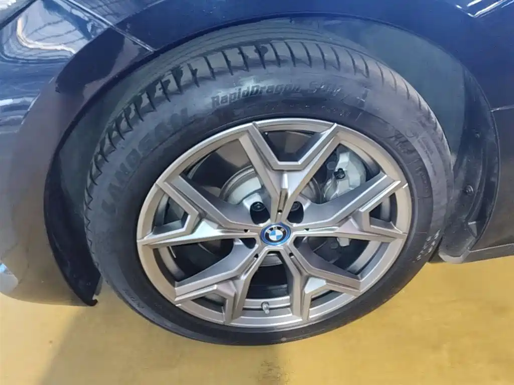 BMW i3 2024 eDrive 35 L фото 23