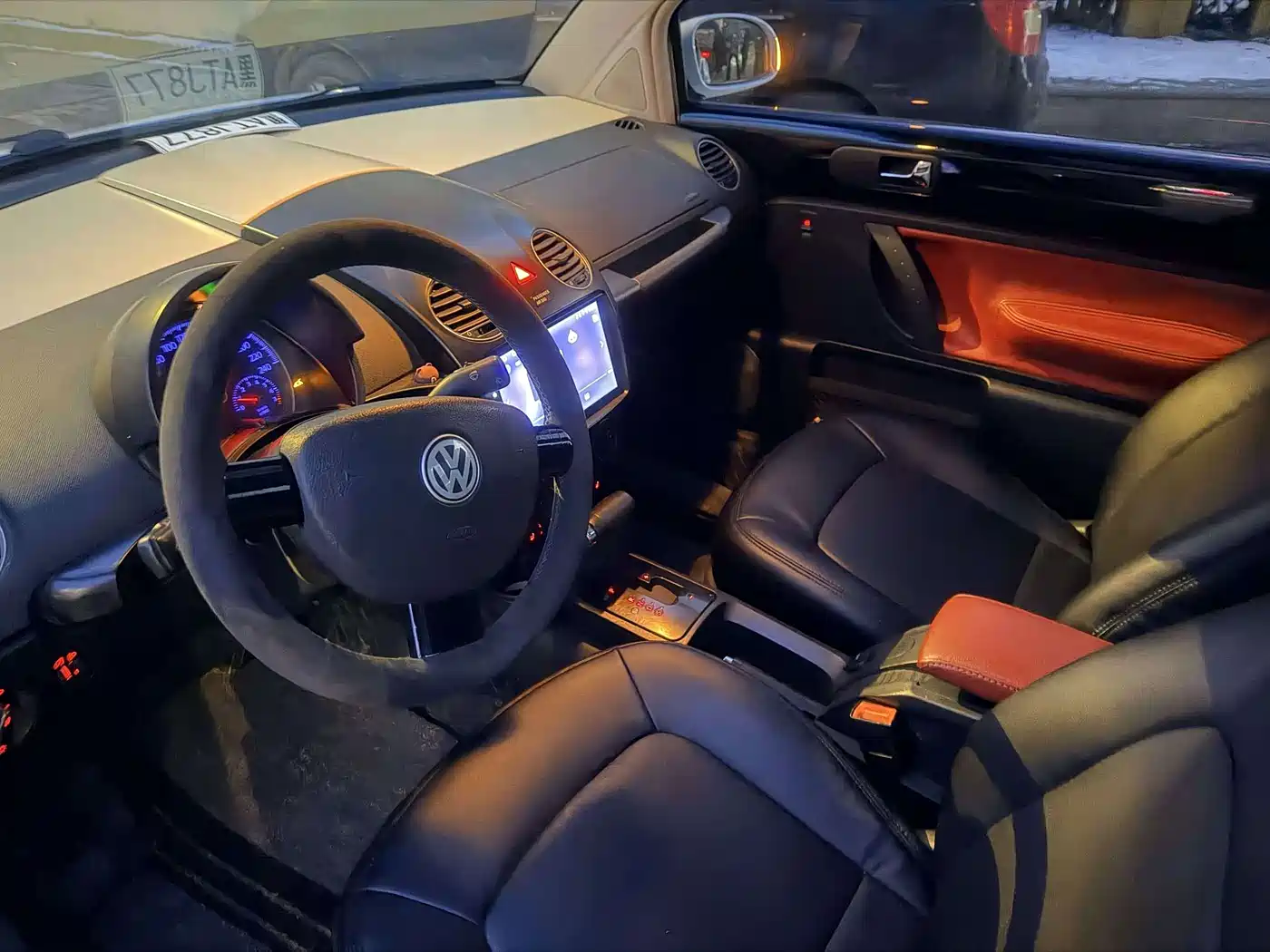 Photo 8 - Volkswagen Beetle