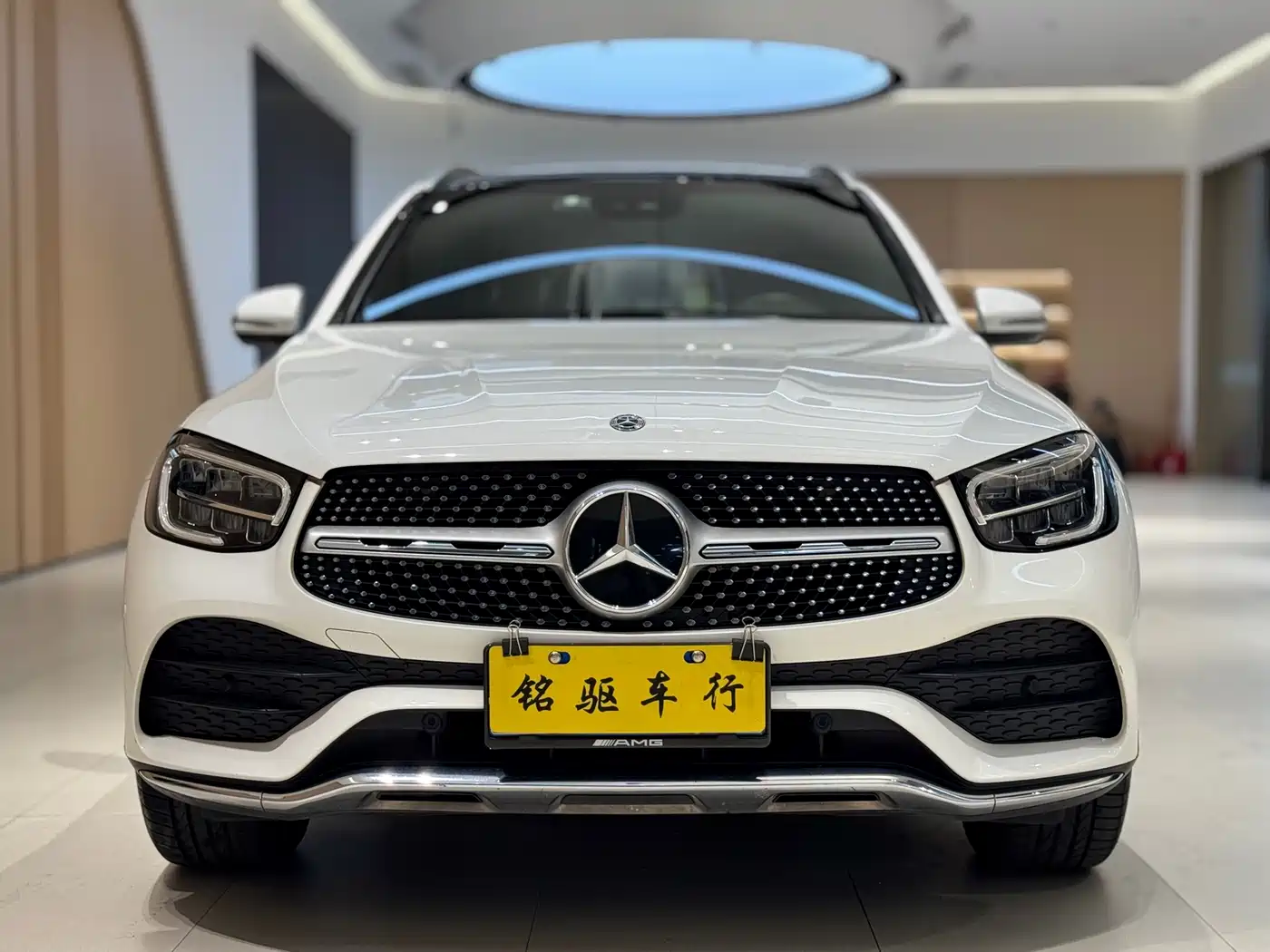 Mercedes-Benz GLC 2020 Facelift GLC 300 L 4MATIC Dynamic фото 2