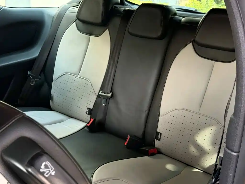 DS 3 Classic 2014 2012 1.6L Style Edition