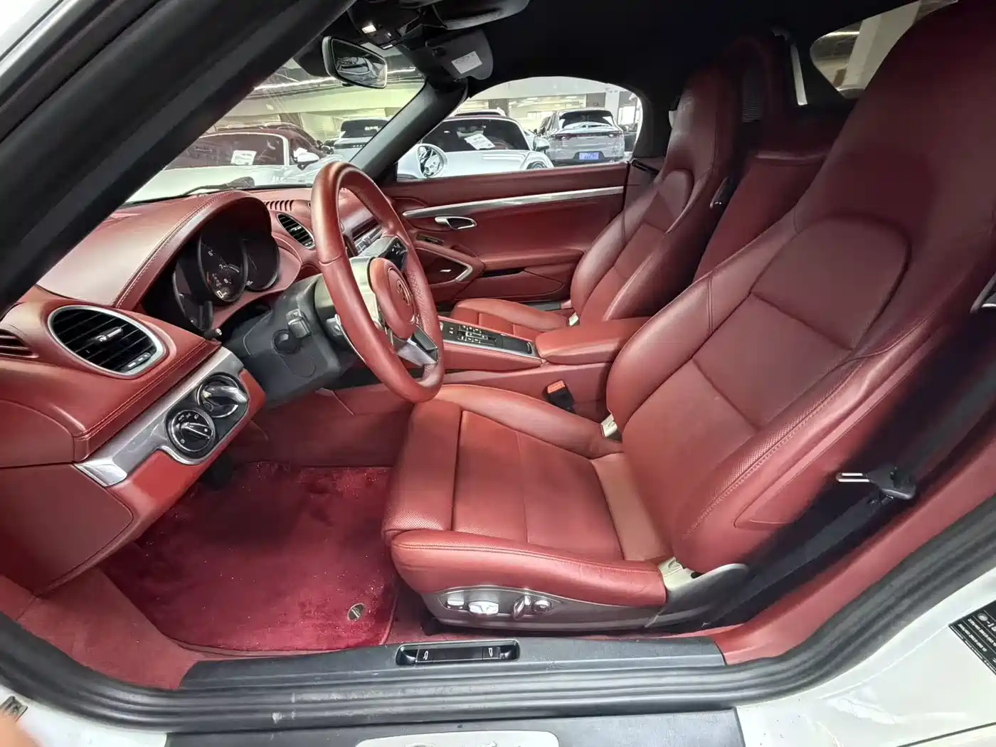 Porsche 718 2020 Boxster 2.0T фото 5