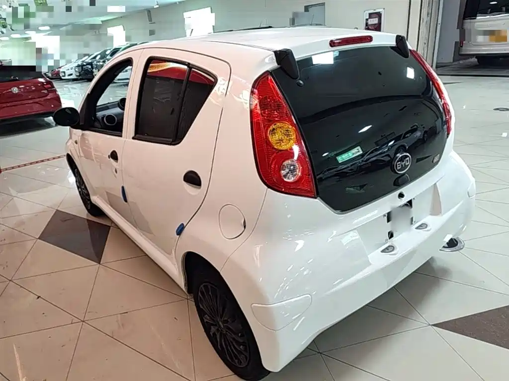 BYD F0 2015 1.0L AMT Xuan Cool Edition фото 23