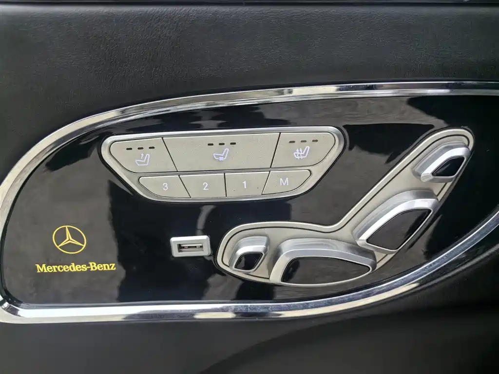 Mercedes-Benz Vito 2020 2.0T Business Edition (7-seater) фото 12
