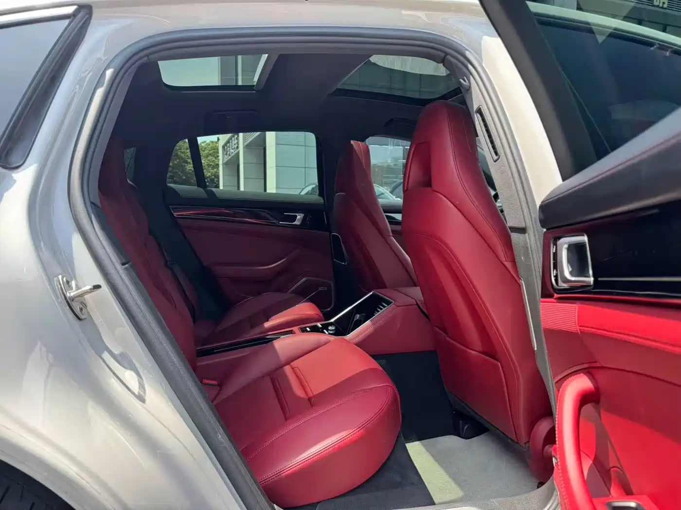 Porsche Panamera 2020 Panamera 10th Anniversary Edition 2.9T фото 4