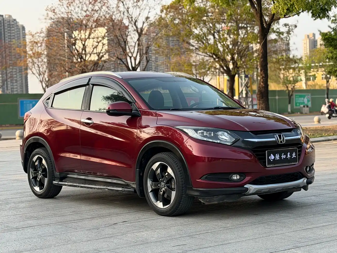 Photo 3 - Honda Vezel