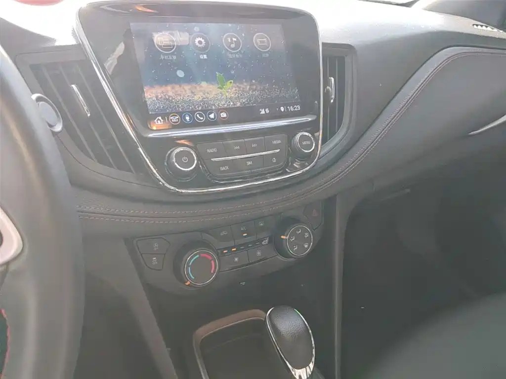 Chevrolet Monza 2022 Mild Hybrid RS 330T Automatic Comfort Edition фото 13