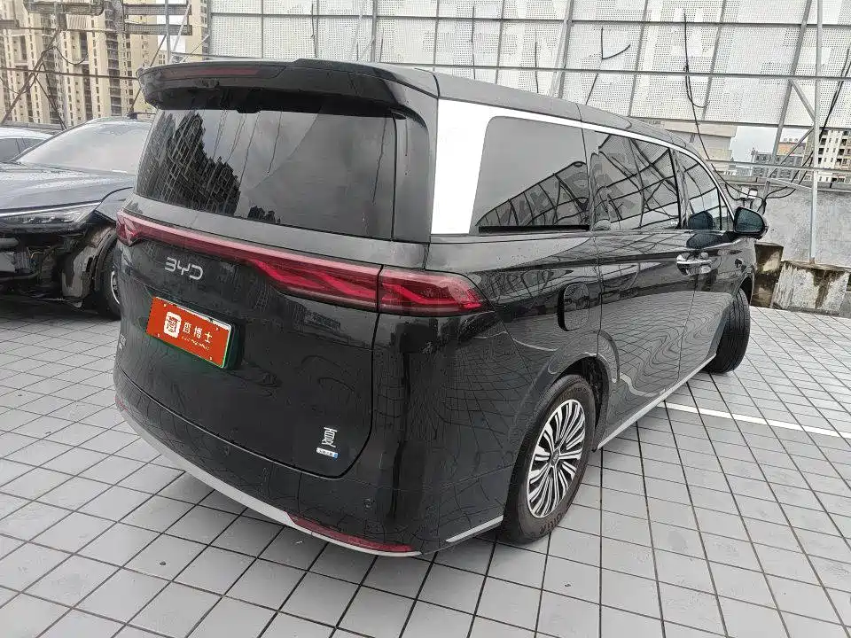BYD Xia 2025 2026 DM-i 1.5T 218km Premium