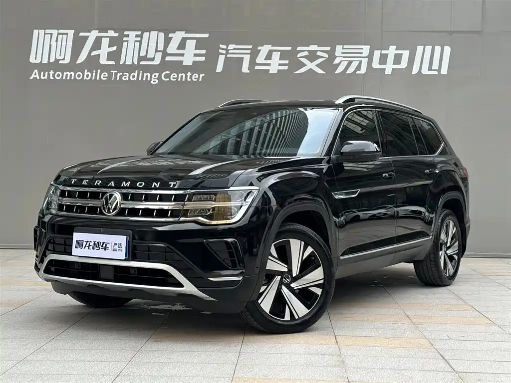 Volkswagen Teramont 2023 330TSI FWD Premium Luxury Edition фото 11