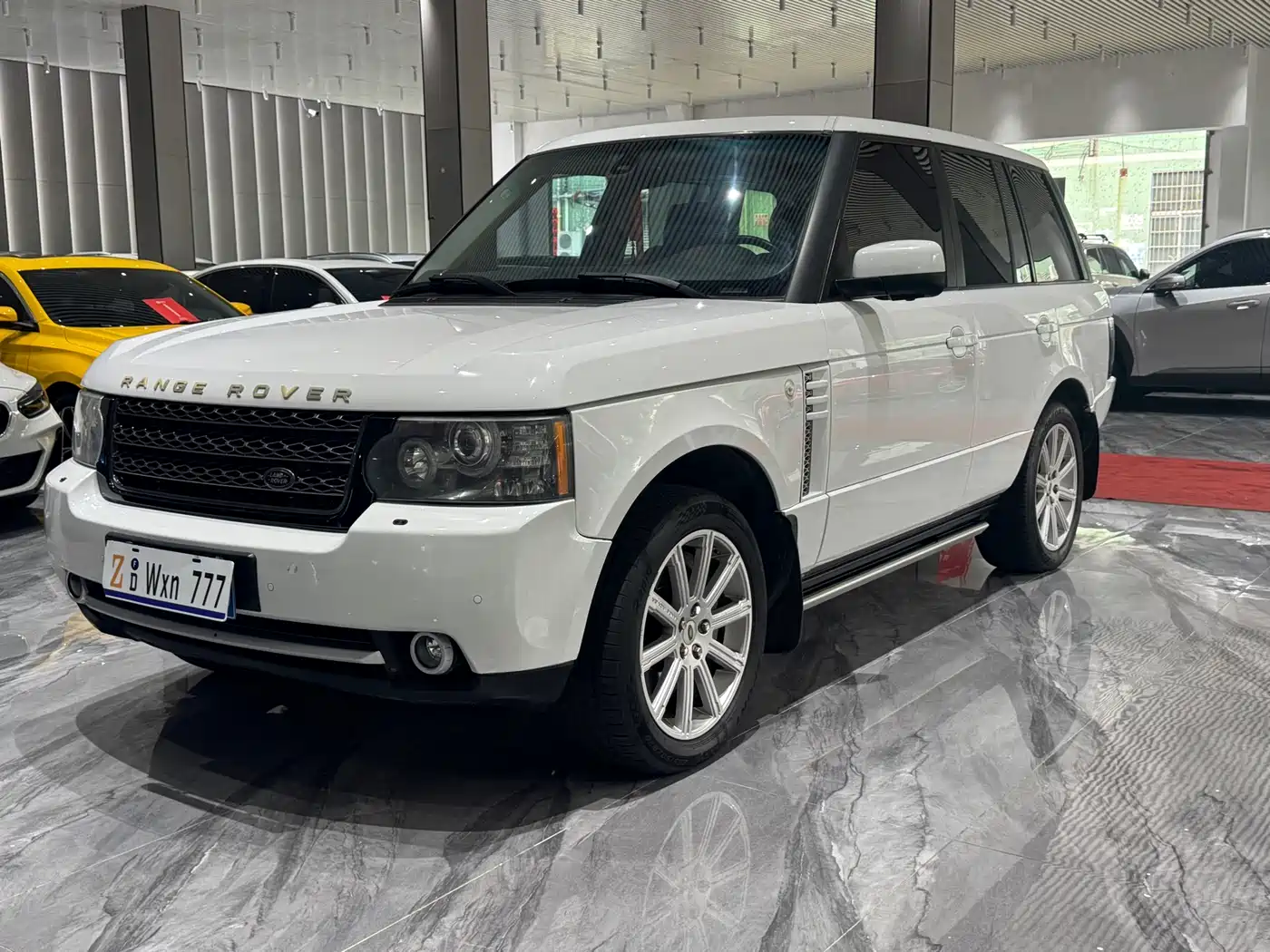 Land Rover Range Rover 2011 5.0 SC V8