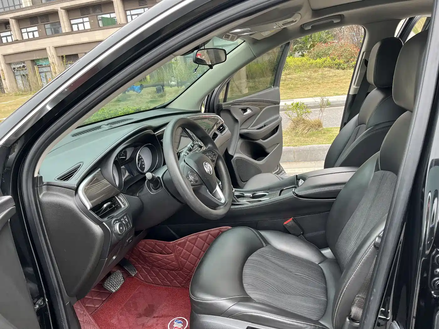 Buick Envision Plus 2020 20T FWD Leading фото 6
