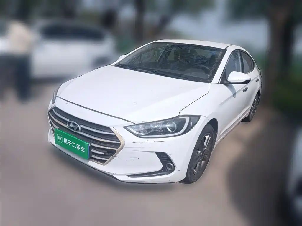 Hyundai Elantra 2016 1.6L Manual Smart·Youth Edition фото 2