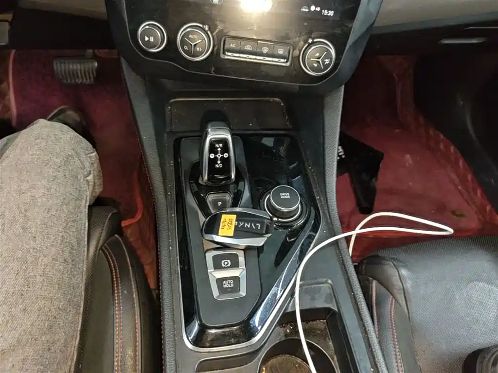 Lynk & Co 03 2019 2.0TD Auto Power Version фото 21