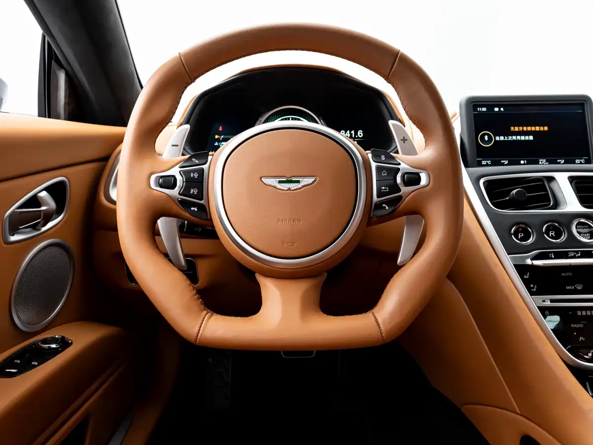 Aston Martin DB11 2022 2022 4.0T V8 Coupe