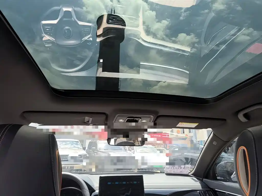 BYD Song PLUS PHEV 2021 EV Premium Model фото 14