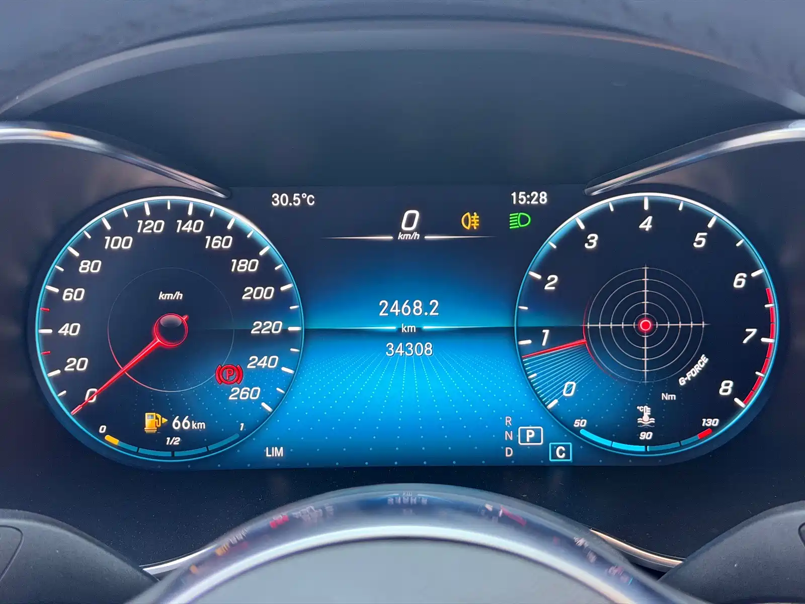 Фото 10 - Mercedes-Benz C-Class