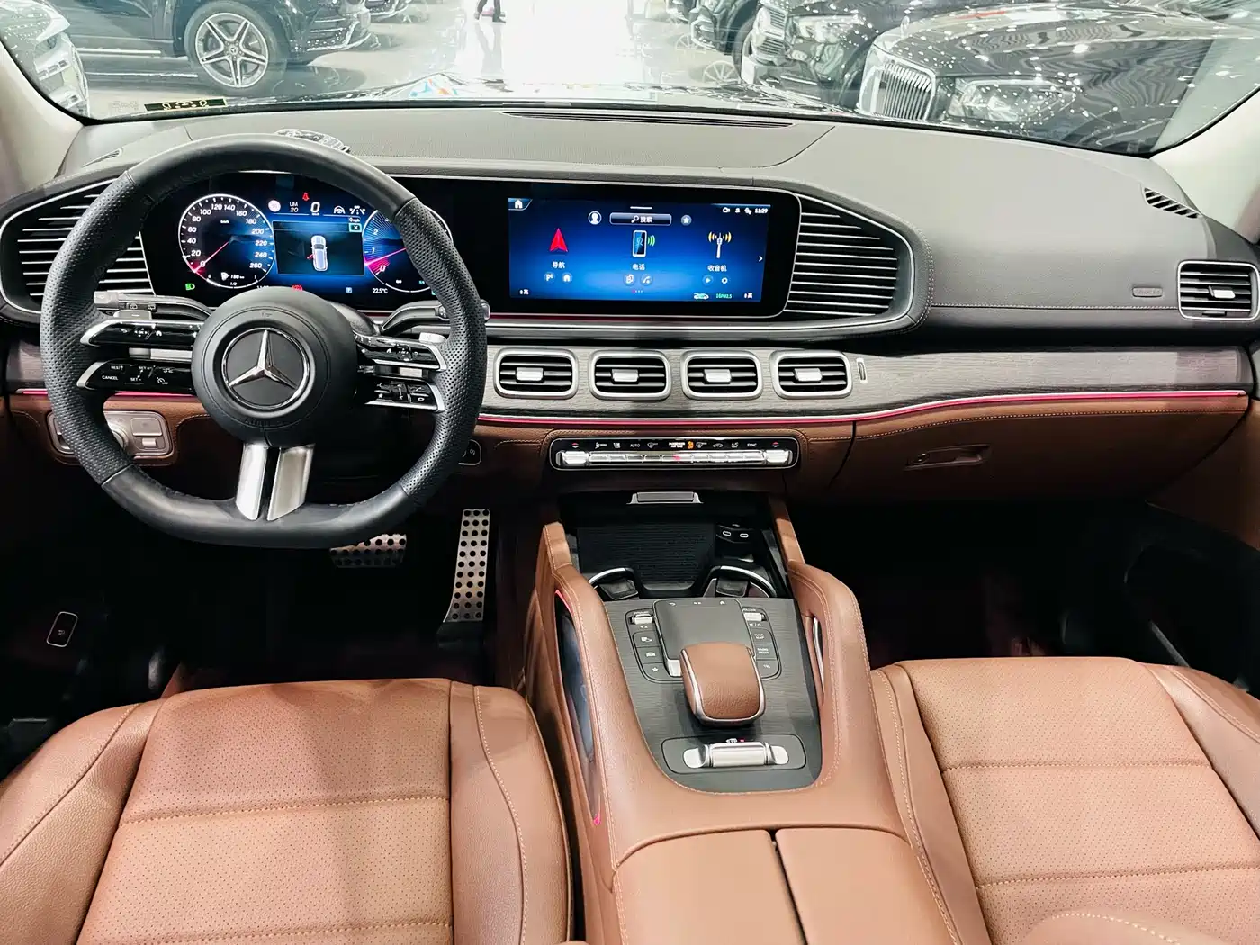 Mercedes-Benz GLS 2024 GLS 450 4MATIC Fashion Edition фото 14